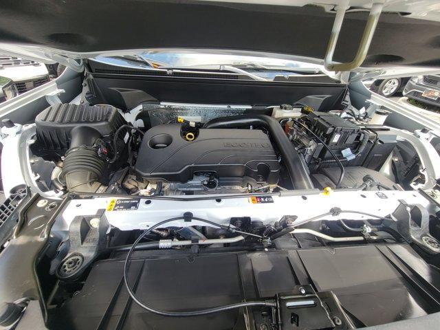 Photo of 2023 Summit White GMC Terrain