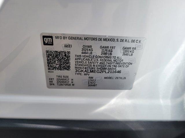 Photo of 2023 Summit White GMC Terrain