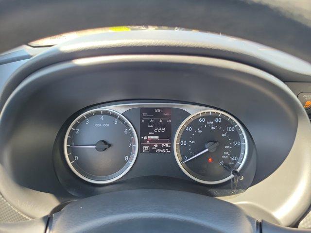 Photo of 2022 Gun Metallic Nissan Kicks