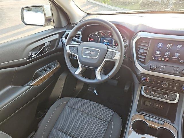 Photo of 2020 Summit White GMC Acadia