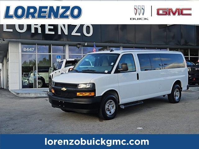 2022 Chevrolet Express 3500