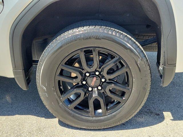 Photo of 2021 Quicksilver Metallic GMC Sierra 1500