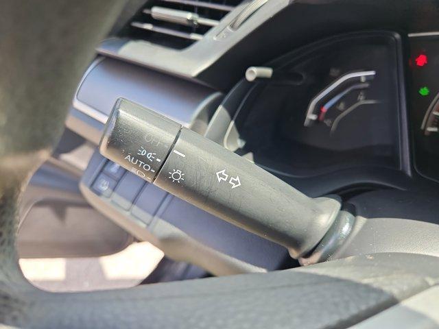 Photo of 2022 Summit White Buick Encore
