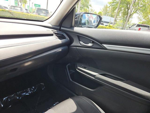Photo of 2022 Summit White Buick Encore