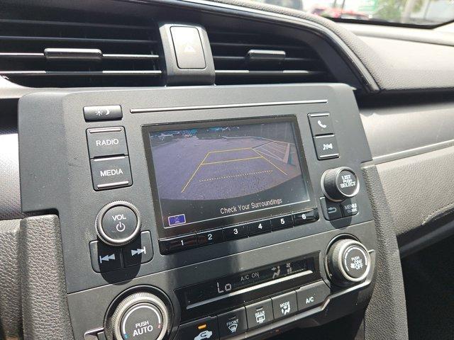 Photo of 2022 Summit White Buick Encore