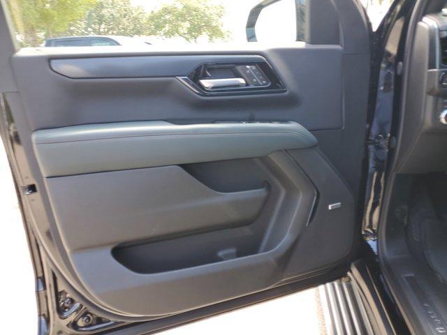 Photo of 2025 Onyx Black GMC Yukon