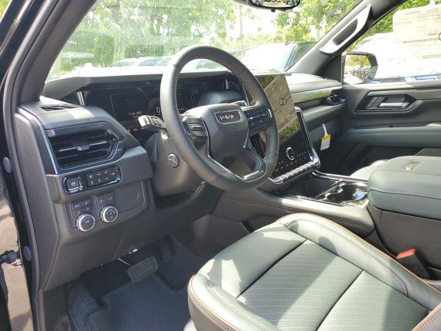 Photo of 2025 Onyx Black GMC Yukon