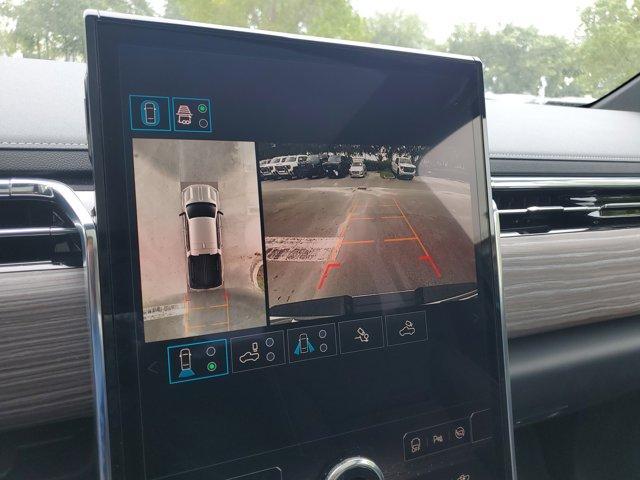 Photo of 2025 Summit White GMC Sierra EV