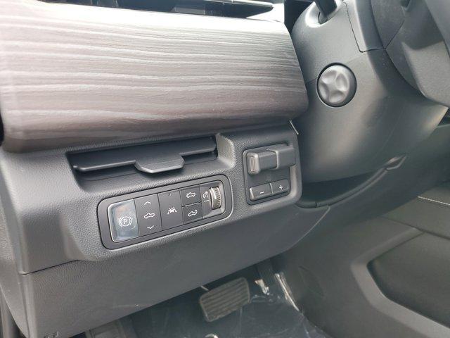 Photo of 2025 Summit White GMC Sierra EV