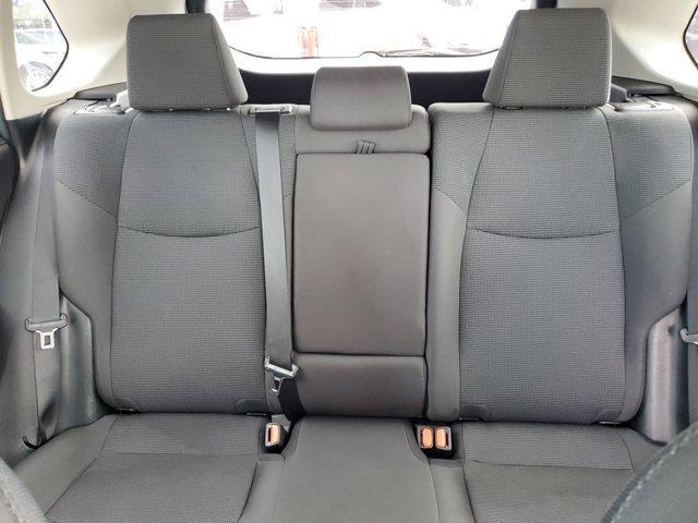 Photo of 2020 Super White Toyota RAV4