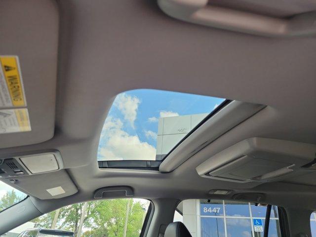 Photo of 2022 Crystal Black Pearl Honda Pilot