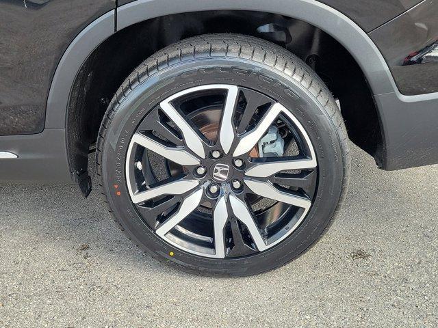 Photo of 2022 Crystal Black Pearl Honda Pilot