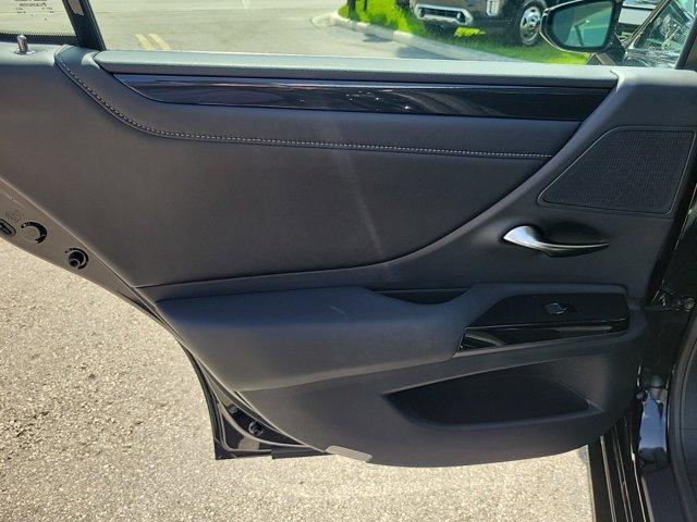 Photo of 2023 Obsidian Black Lexus ES 350