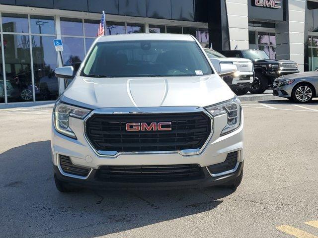 Photo of 2022 Quicksilver Metallic GMC Terrain