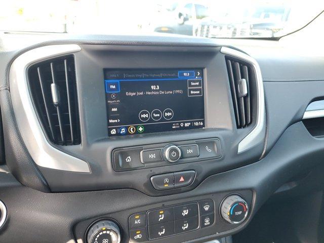 Photo of 2022 Quicksilver Metallic GMC Terrain
