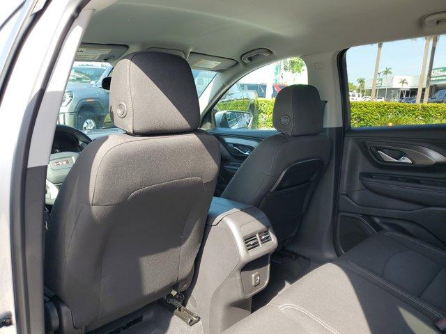 Photo of 2022 Quicksilver Metallic GMC Terrain