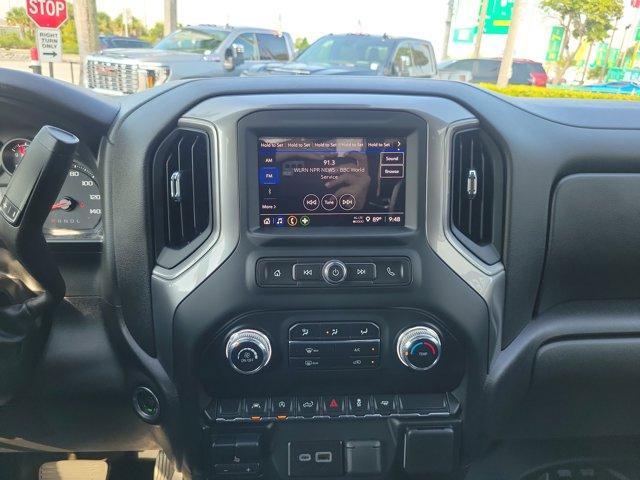 Photo of 2024 Onyx Black GMC Sierra 1500