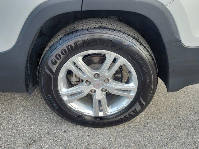 Photo of 2020 Quicksilver Metallic GMC Terrain