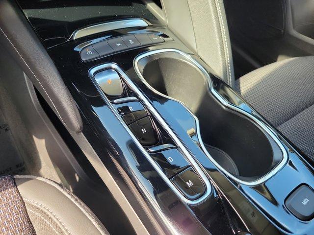 Photo of 2022 Summit White Buick Envision