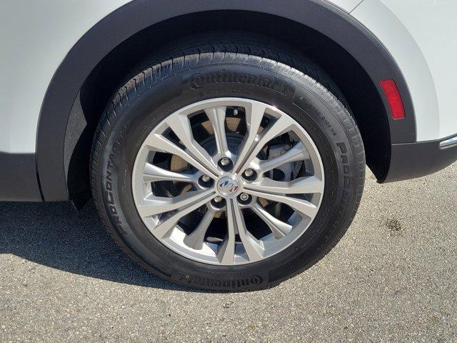 Photo of 2022 Summit White Buick Envision