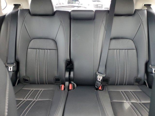Photo of 2023 Platinum White Pearl Honda HR-V