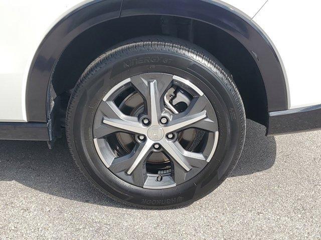 Photo of 2023 Platinum White Pearl Honda HR-V