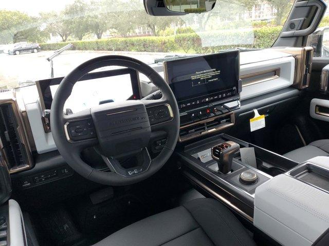 Photo of 2025 Black GMC HUMMER EV Pickup