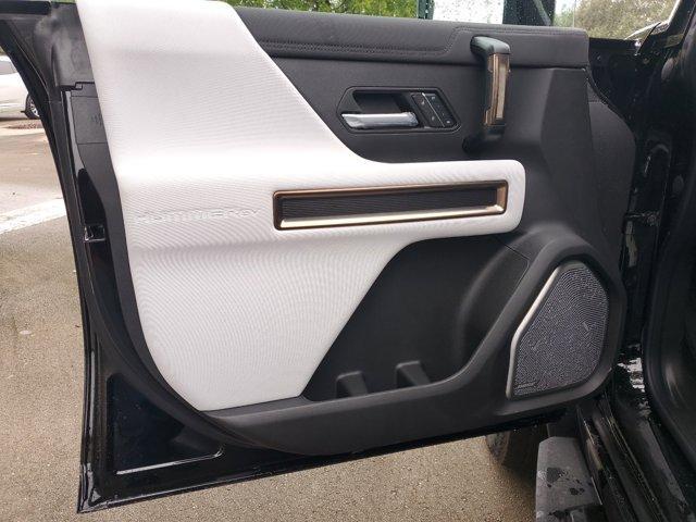 Photo of 2025 Black GMC HUMMER EV Pickup