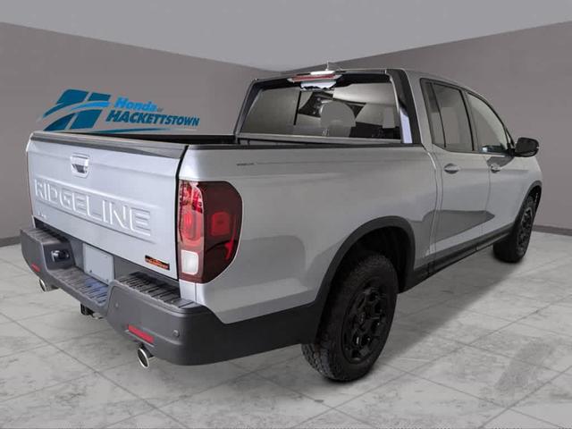 Photo of 2025 Solar Silver Metallic Honda Ridgeline