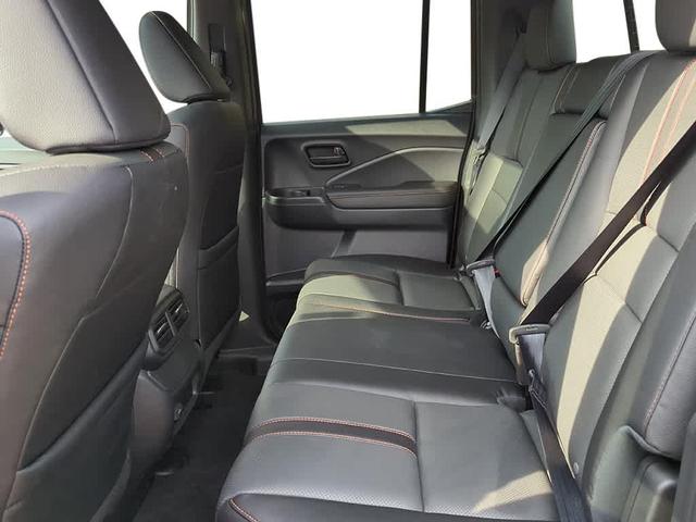 Photo of 2025 Solar Silver Metallic Honda Ridgeline