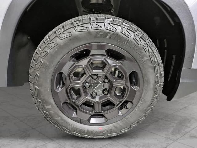 Photo of 2025 Solar Silver Metallic Honda Ridgeline