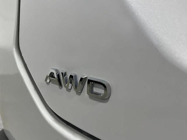 Photo of 2025 Platinum White Pearl Honda Pilot