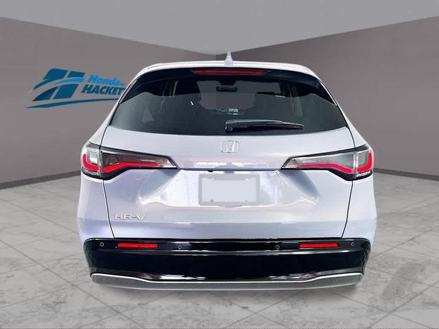 Photo of 2026 Urban Gray Pearl Honda HR-V