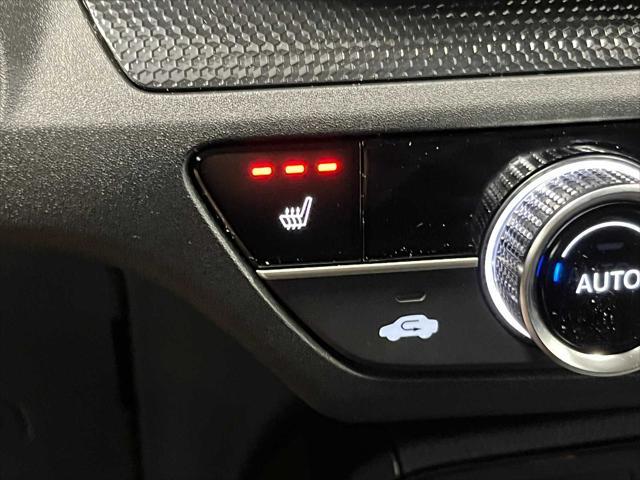 Photo of 2026 Crystal Black Pearl Honda CR-V
