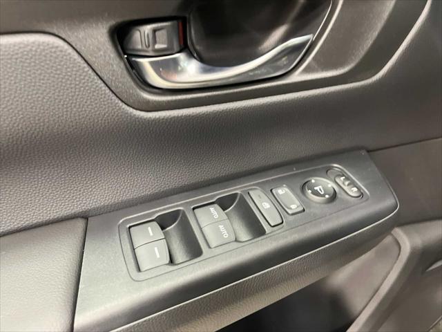 Photo of 2026 Crystal Black Pearl Honda CR-V