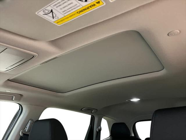 Photo of 2026 Crystal Black Pearl Honda CR-V
