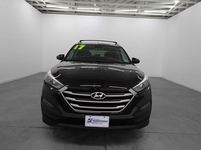 Photo of 2017 Black Noir Pearl Hyundai TUCSON
