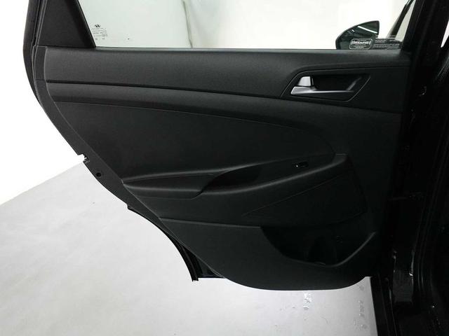 Photo of 2017 Black Noir Pearl Hyundai TUCSON