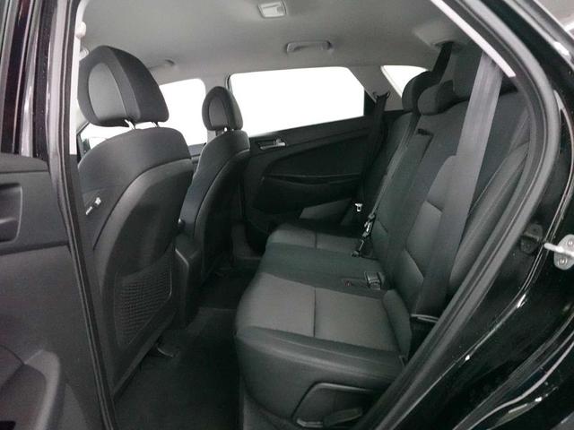 Photo of 2017 Black Noir Pearl Hyundai TUCSON