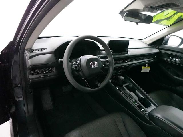 Photo of 2024 Meteorite Gray Metallic Honda Accord