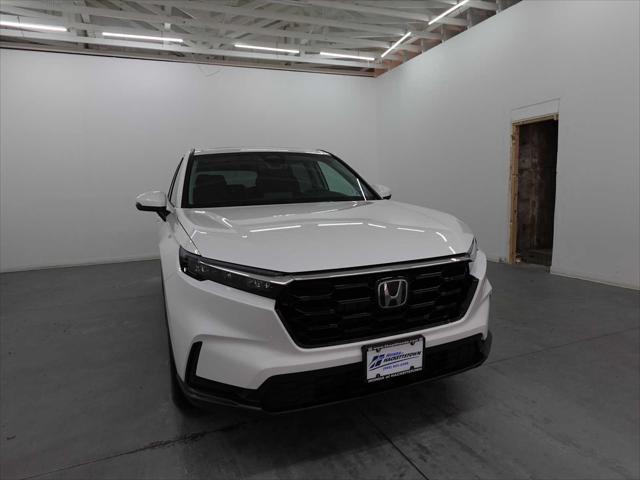 Photo of 2025 Platinum White Pearl Honda CR-V
