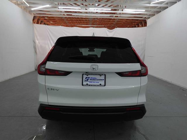 Photo of 2025 Platinum White Pearl Honda CR-V