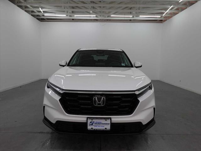 Photo of 2025 Platinum White Pearl Honda CR-V