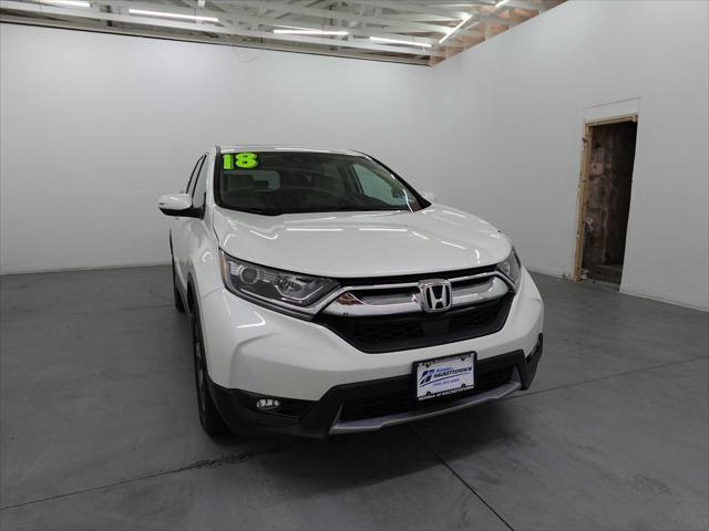 Photo of 2018 White Diamond Pearl Honda CR-V