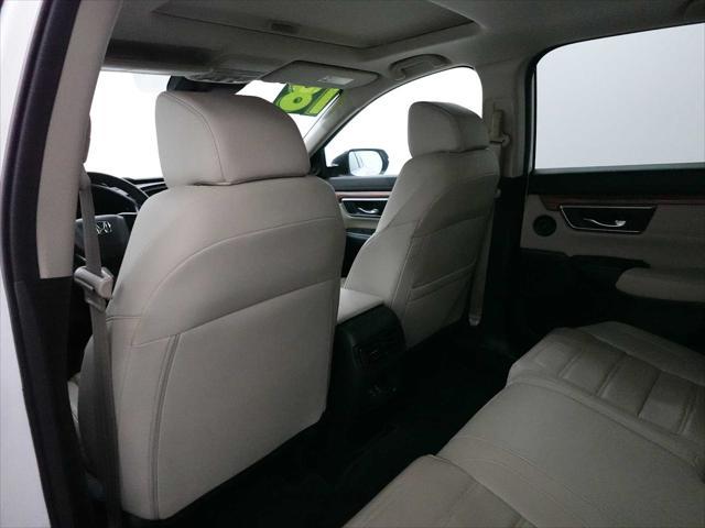 Photo of 2018 White Diamond Pearl Honda CR-V