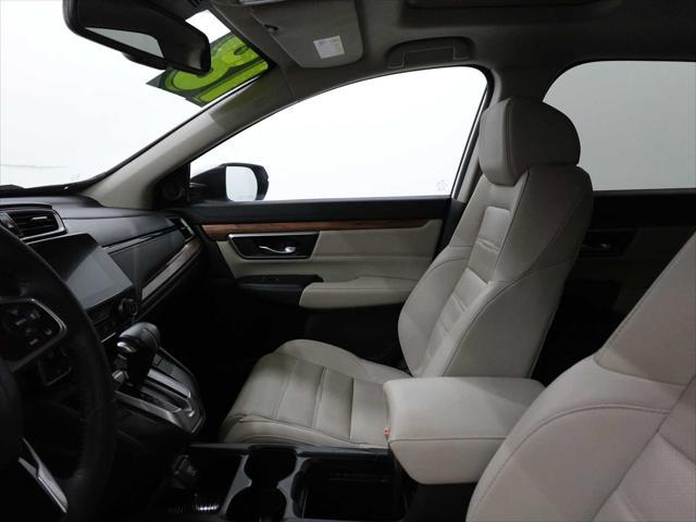 Photo of 2018 White Diamond Pearl Honda CR-V