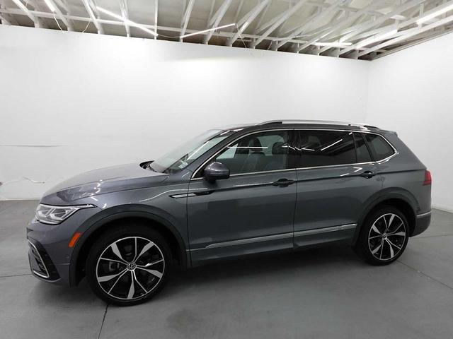 Photo of 2022 Platinum Gray Metallic Volkswagen Tiguan