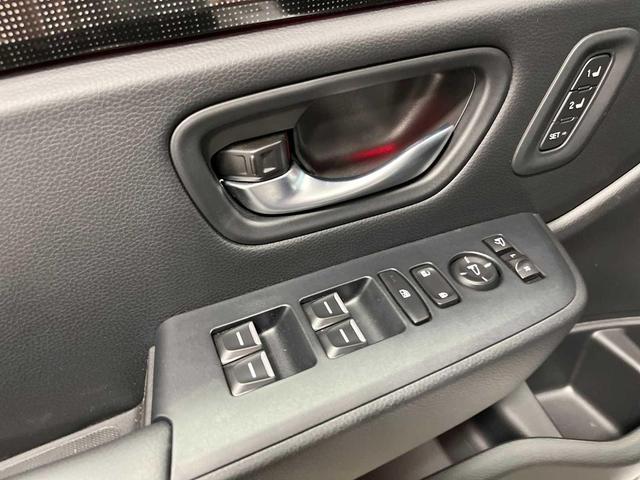 Photo of 2025 Crystal Black Pearl Honda Pilot