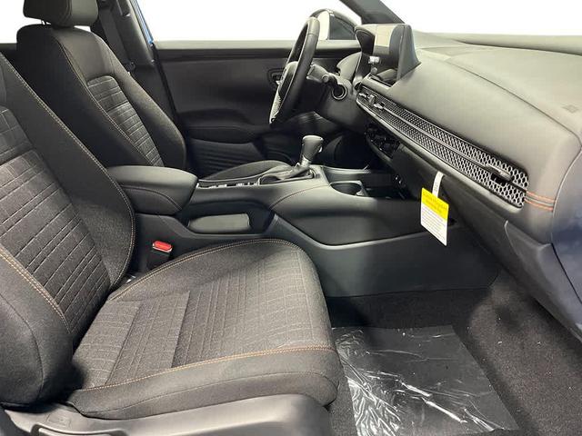 Photo of 2026 Platinum White Pearl Honda HR-V