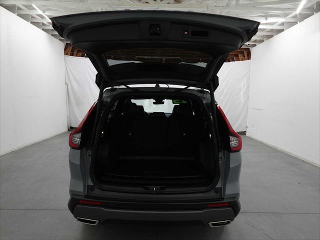 Photo of 2025 Urban Gray Pearl Honda CR-V Hybrid